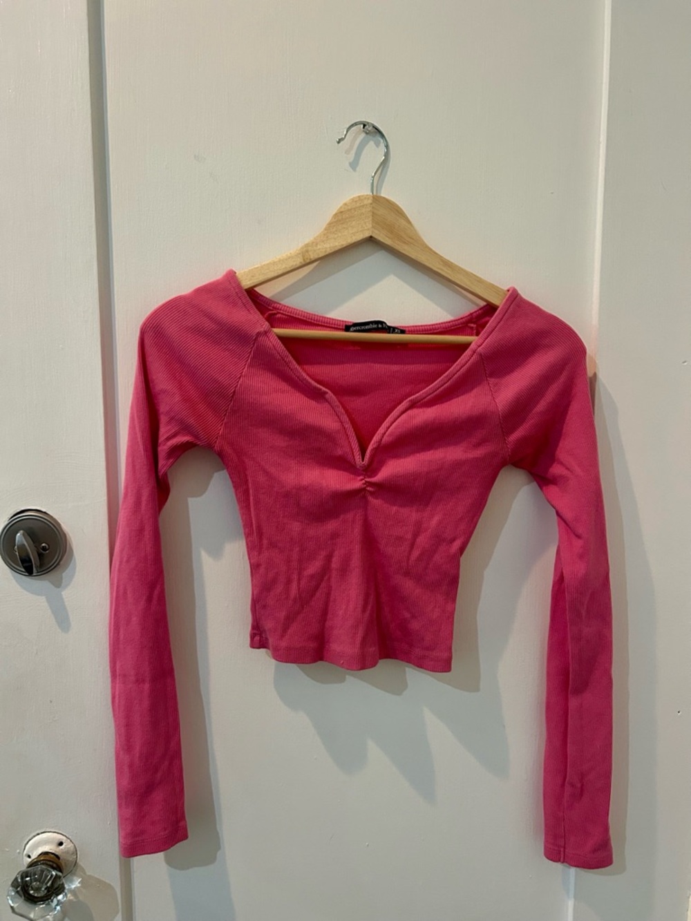 Abercrombie pink Long-Sleeve V-Neck Ribbed Women's Top